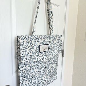 Agua by Aguabendita Garment Bag